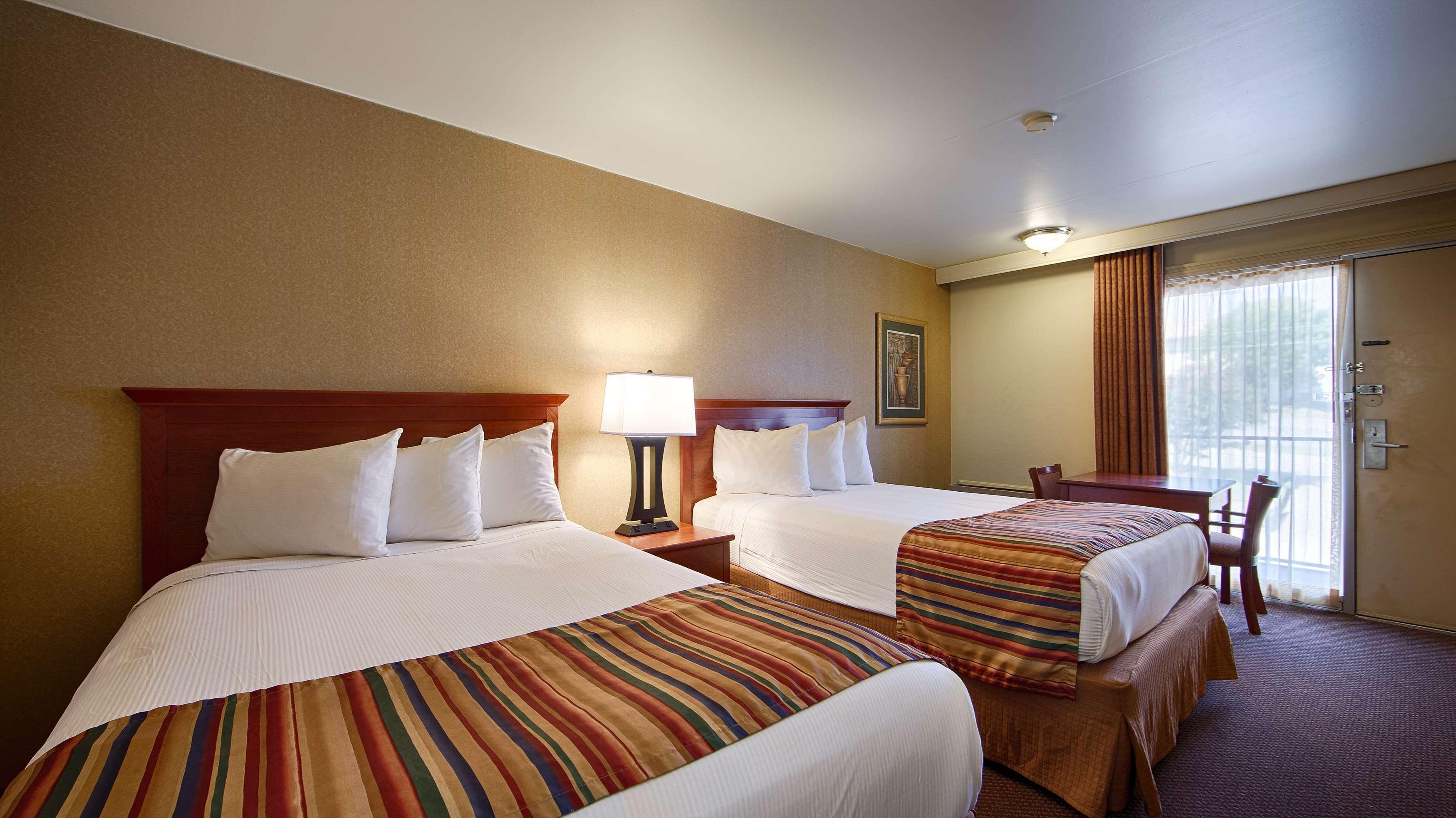 Best Western Sherwood Inn Clarksville Exterior photo
