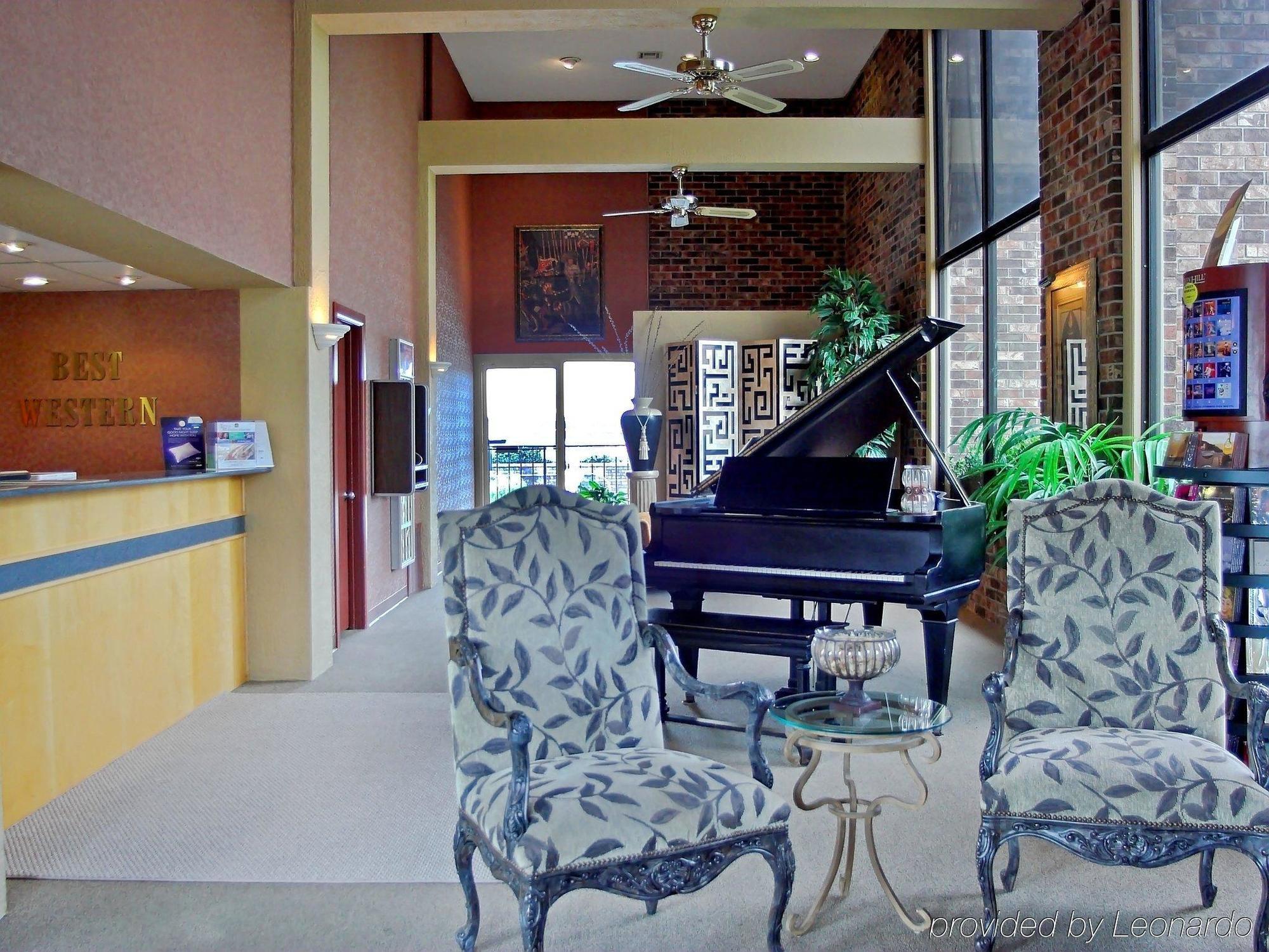 Best Western Sherwood Inn Clarksville Interior photo